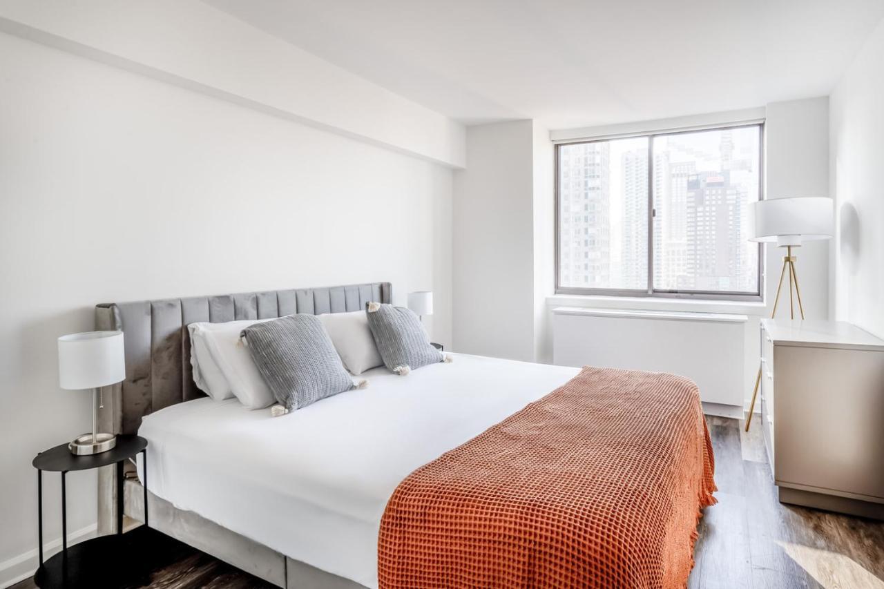 Midtown West 2Br W Doorman Gym Wd Nr Times Sq Nyc-1067 Apartment New York City Exterior photo